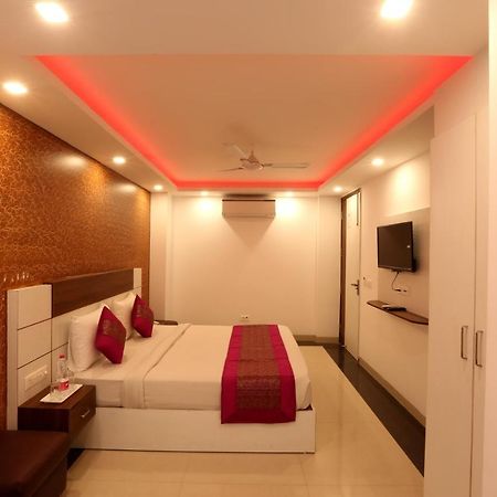 Hotel Ark Wood New Delhi Extérieur photo