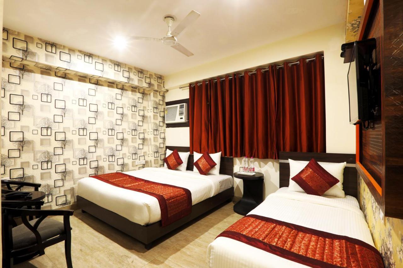Hotel Ark Wood New Delhi Extérieur photo
