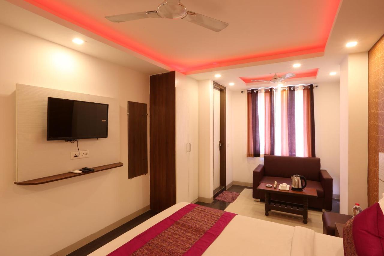 Hotel Ark Wood New Delhi Extérieur photo